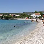Apartamento Family-friendly With Swimming Pool Stupin Celine, - 23257 Rogoznica (Sibenik-Knin)