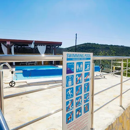 Family-friendly With Swimming Pool Stupin Celine, - 23257 רוגוזניצה