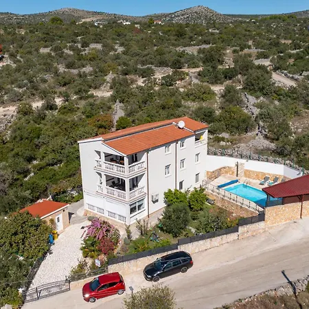 Family-friendly With Swimming Pool Stupin Celine, - 23257 Apartment