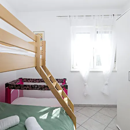 Apartment Family-friendly With Swimming Pool Stupin Celine, - 23257