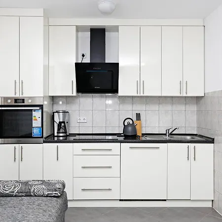 Family-friendly With Swimming Pool Stupin Celine, - 23257 דירה