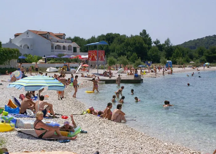 Family-friendly With Swimming Pool Stupin Celine, - 23257 Rogoznica (Sibenik-Knin)